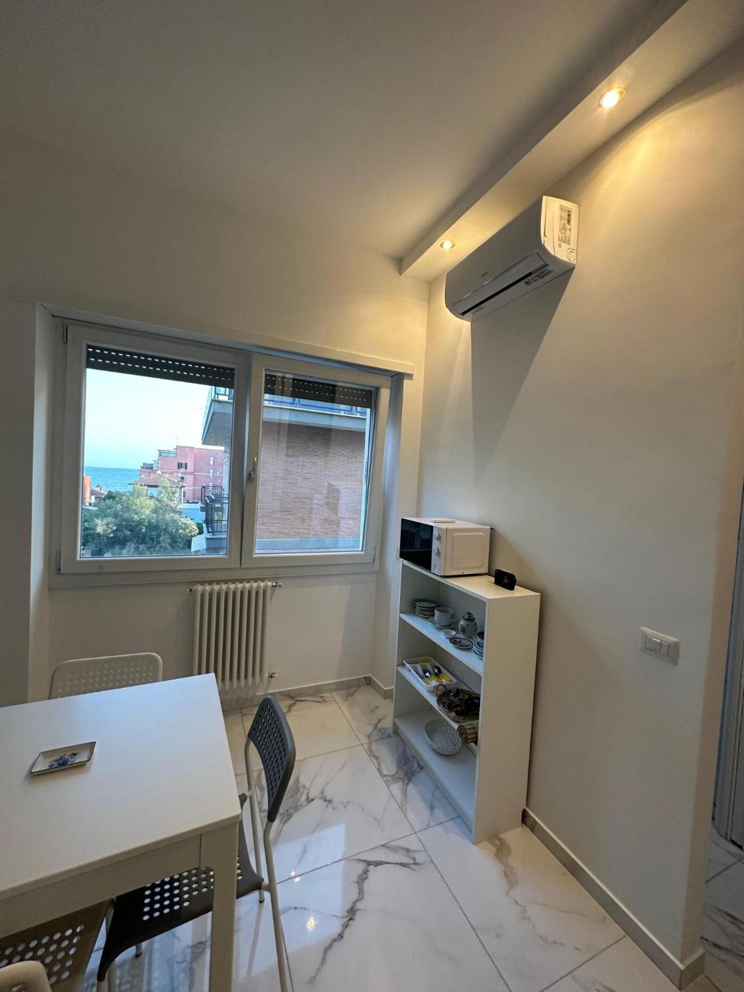 Al Porto Di Roma B&B Лидо-ди-Остия Экстерьер фото