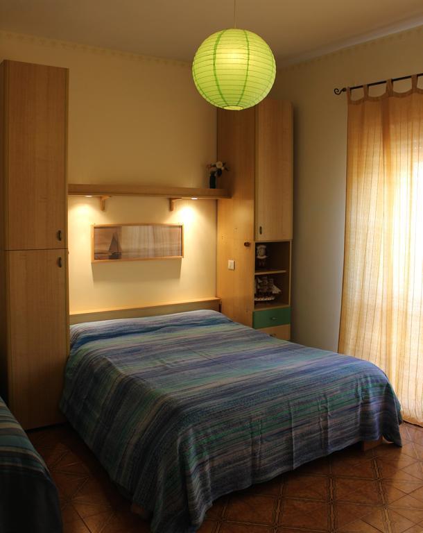 Al Porto Di Roma B&B Лидо-ди-Остия Номер фото