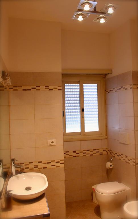 Al Porto Di Roma B&B Лидо-ди-Остия Номер фото